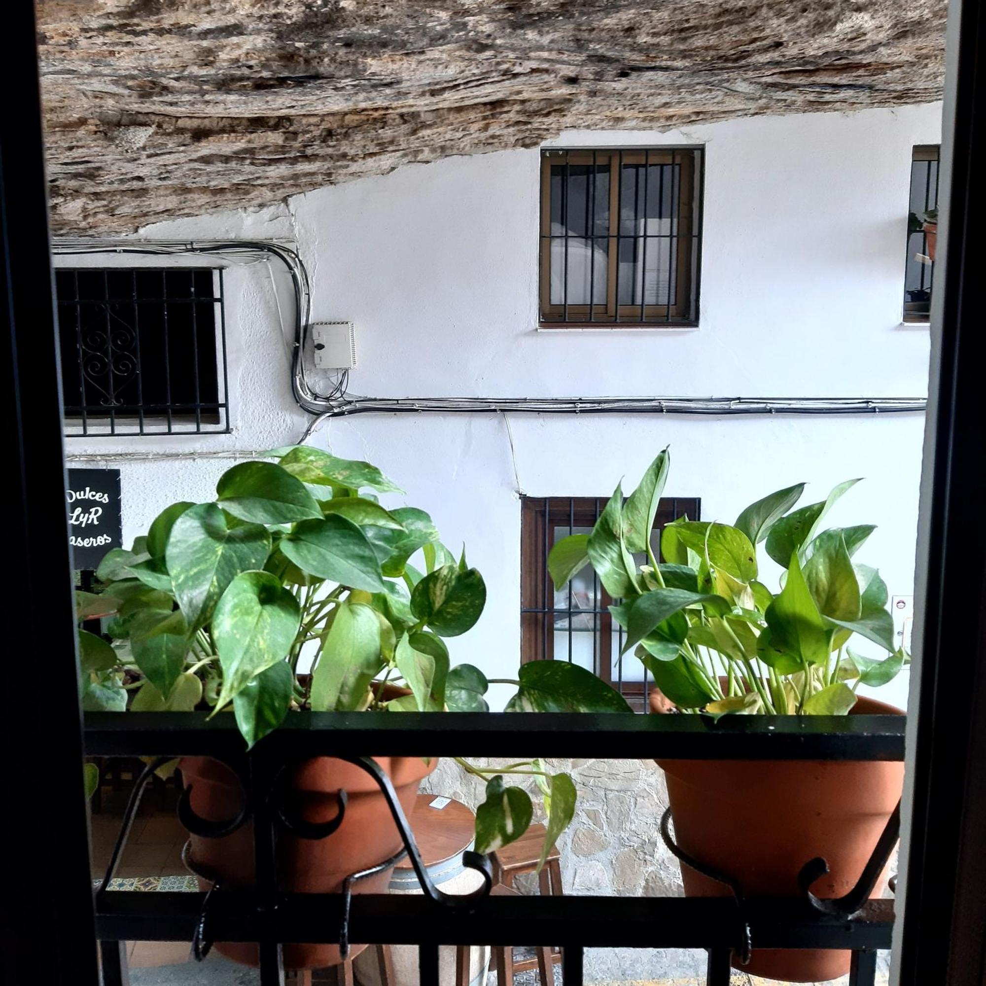 Вілла Casa Bajo La Roca Setenil De Las Bodegas Екстер'єр фото